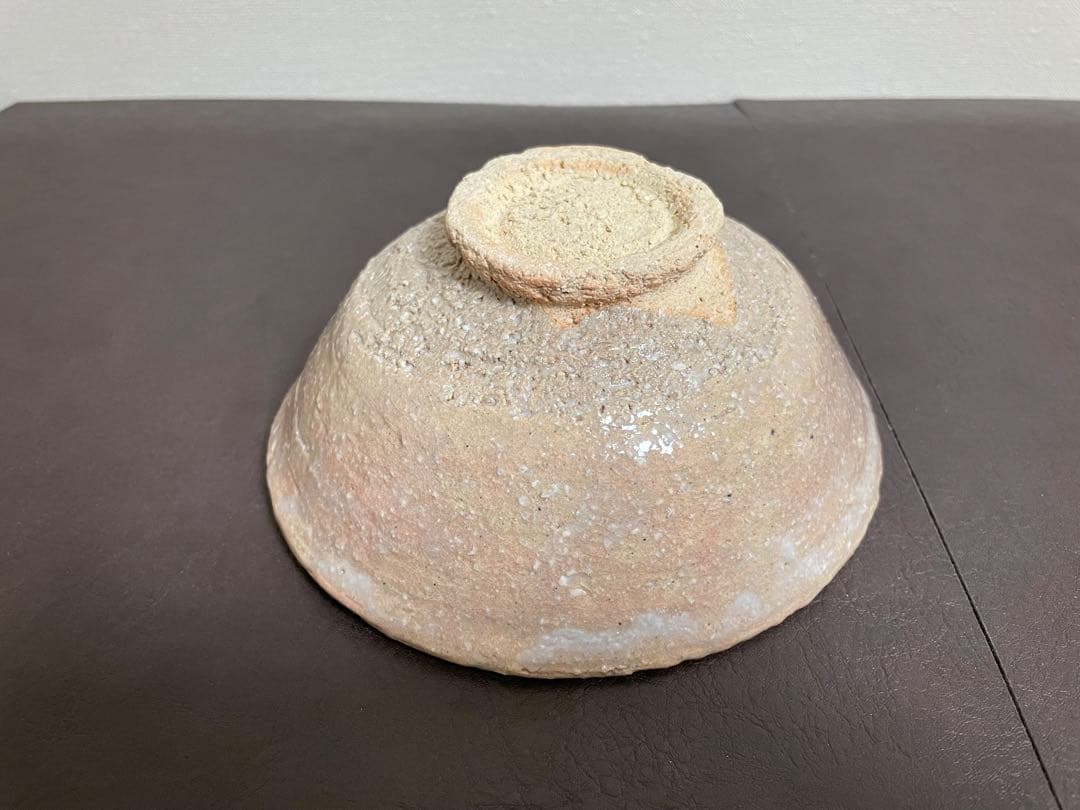 十代三輪休雪　萩刷毛目平茶盌　共箱　茶碗　萩焼　茶道具