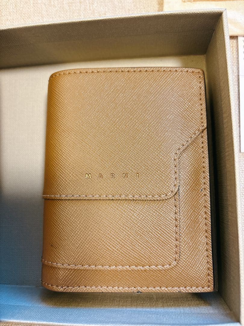 MARNI ブラウン 二つ折り財布
