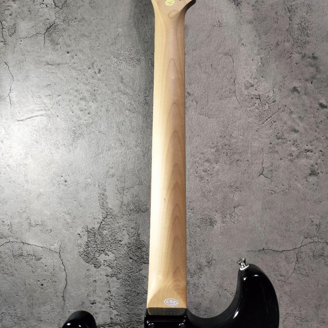 SELDER　ストラトキャスタータイプ　エレキギター