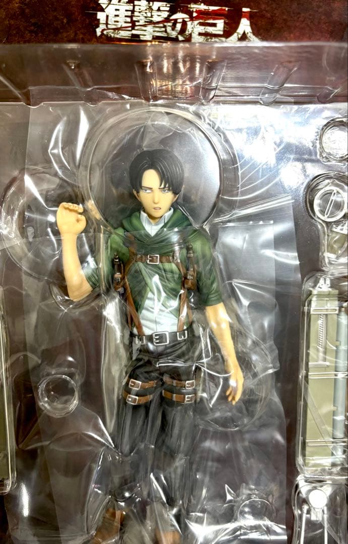 進撃の巨人 リヴァイ　フィギュア　BRAVEACT 1/8 -ver.2A-