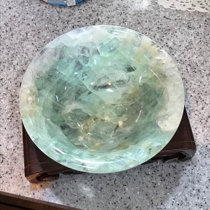 台湾で購入した水晶の希少な置き物 ( 美品 ) 天然石