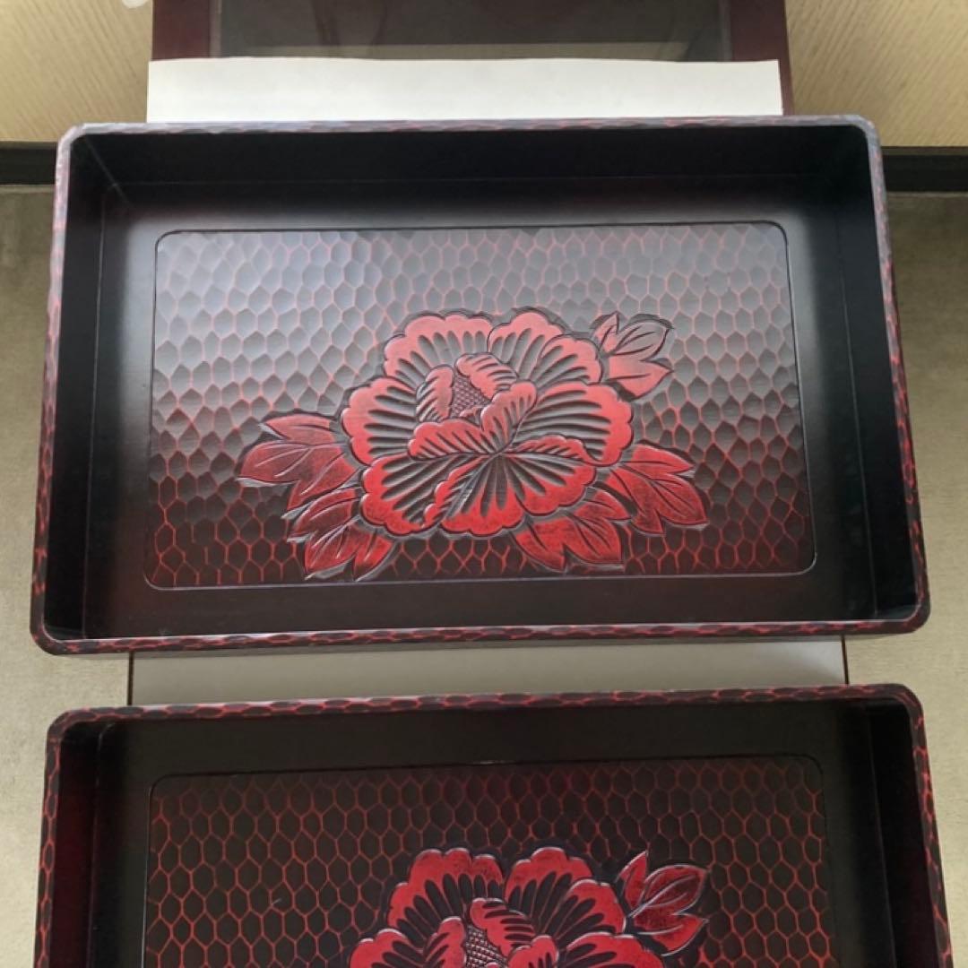 鎌倉彫 乱れ籠 衣装籠 盆 トレイ 2枚組 収納 木製 彫刻 漆塗 花柄 レトロ