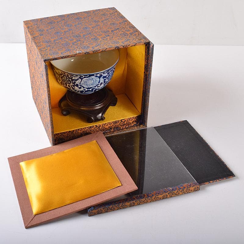 中国　大清乾隆年製款　青花 花唐草文碗　唐木台付　V　R8362