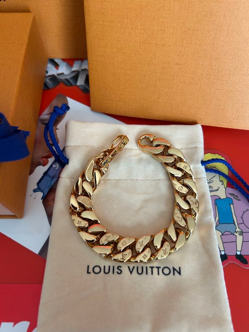 LOUIS VUITTON ブラスレ・チェーンリンクス ゴールド！