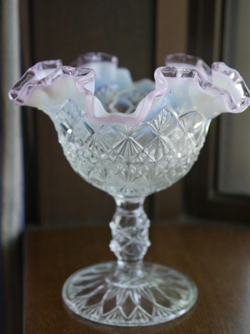 フェントン ピンククレスト Cut & Block オパールセントコンポート