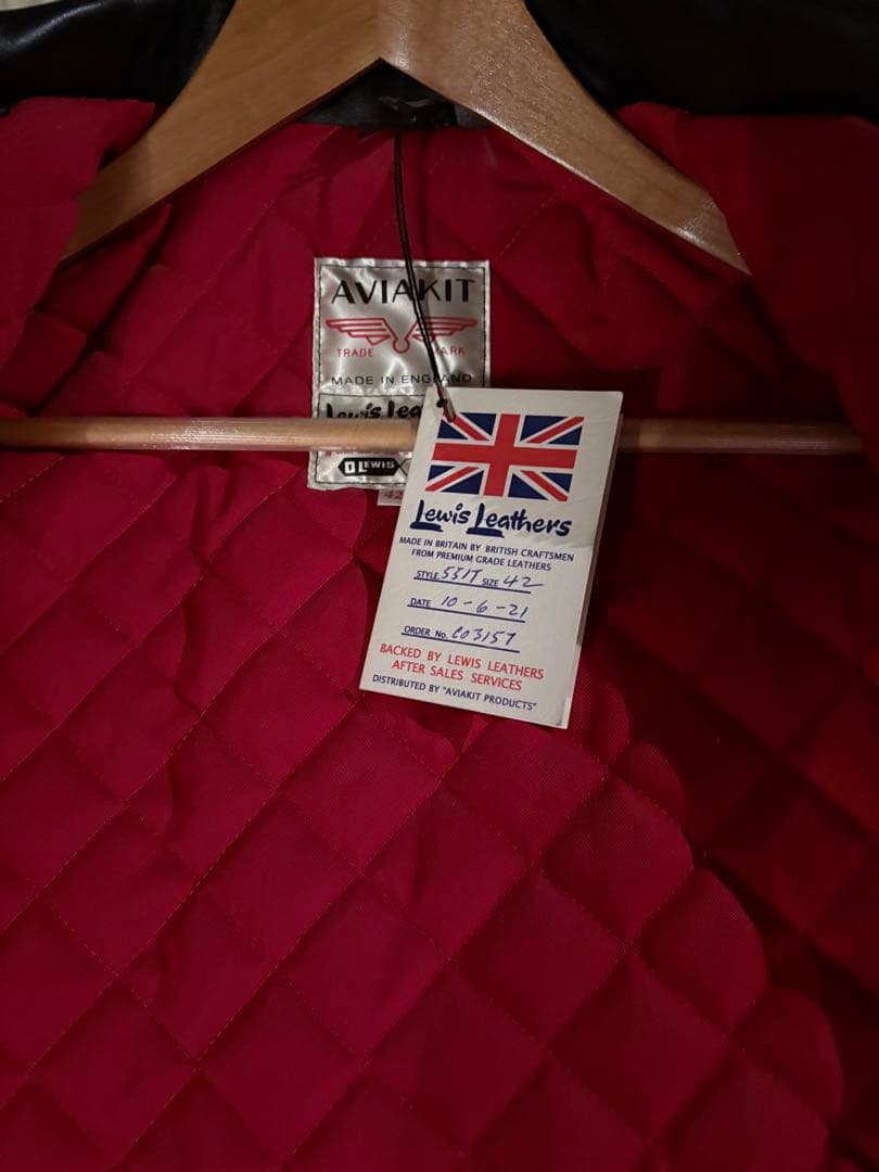 PUFFY♡　Lewis Leathers ドミネーター　42（ L L）