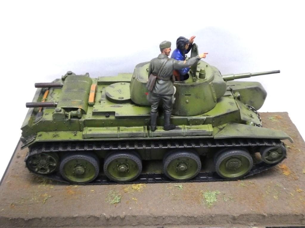 タミヤ 1/35 ソビエト戦車 BT-7 1937年型 完成品