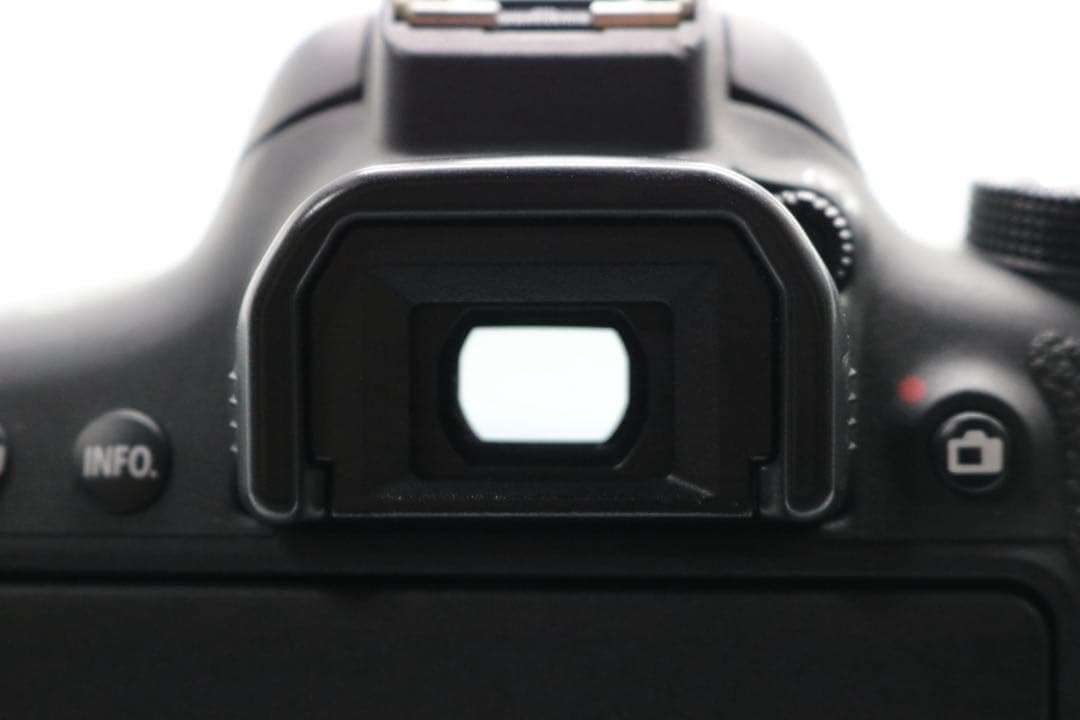 超美品 【Canon EOS Kiss X8i ダブルレンズセット】 安心保証◎