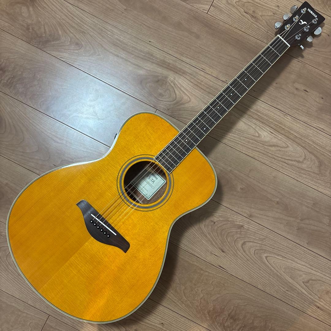 美品Yamaha FS-TA アコースティックギター トランス　姫路駅手渡し希望