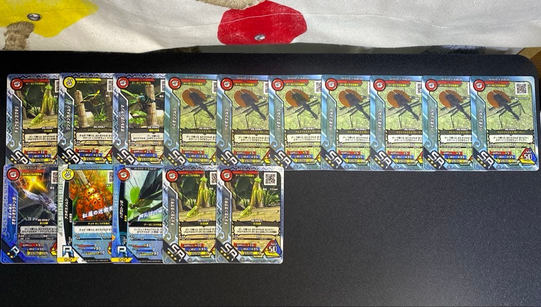 【B174】新昆虫王者ムシキング　917枚　大量まとめ売り