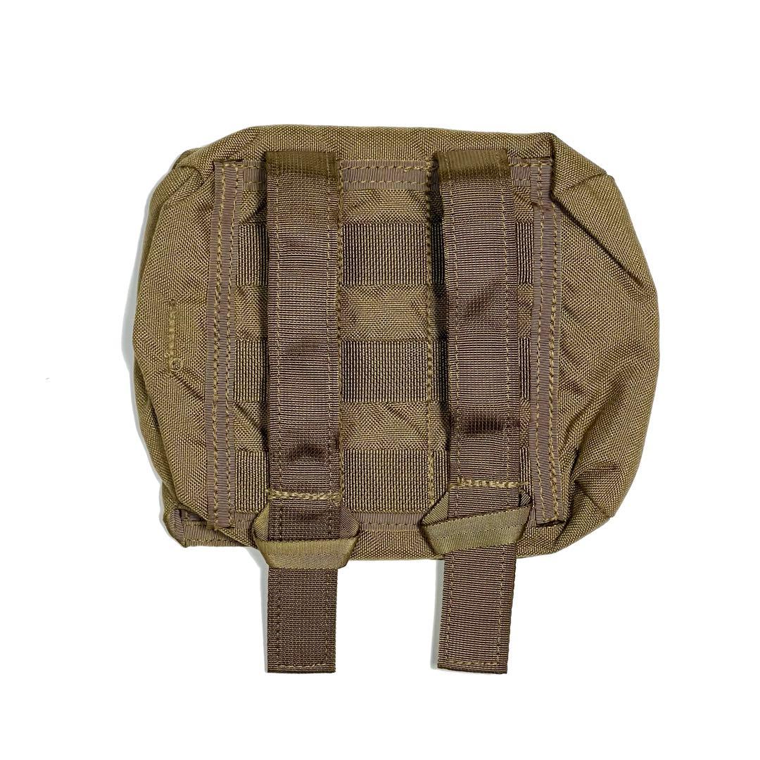 個人装備 PARACLETE MEDICAL QUAD FOLD POUCH CB