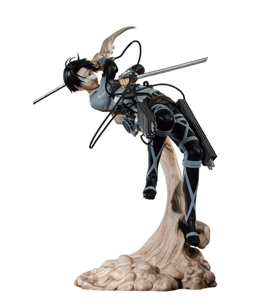 進撃の巨人　一番くじ　B賞リヴァイ　C賞ハンジ　A賞 獣の巨人 3体セット