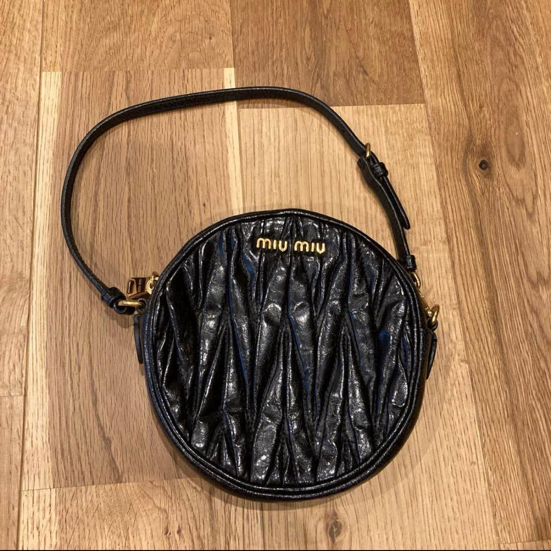 miumiu マテラッセ バッグ ミニバッグ ポーチ