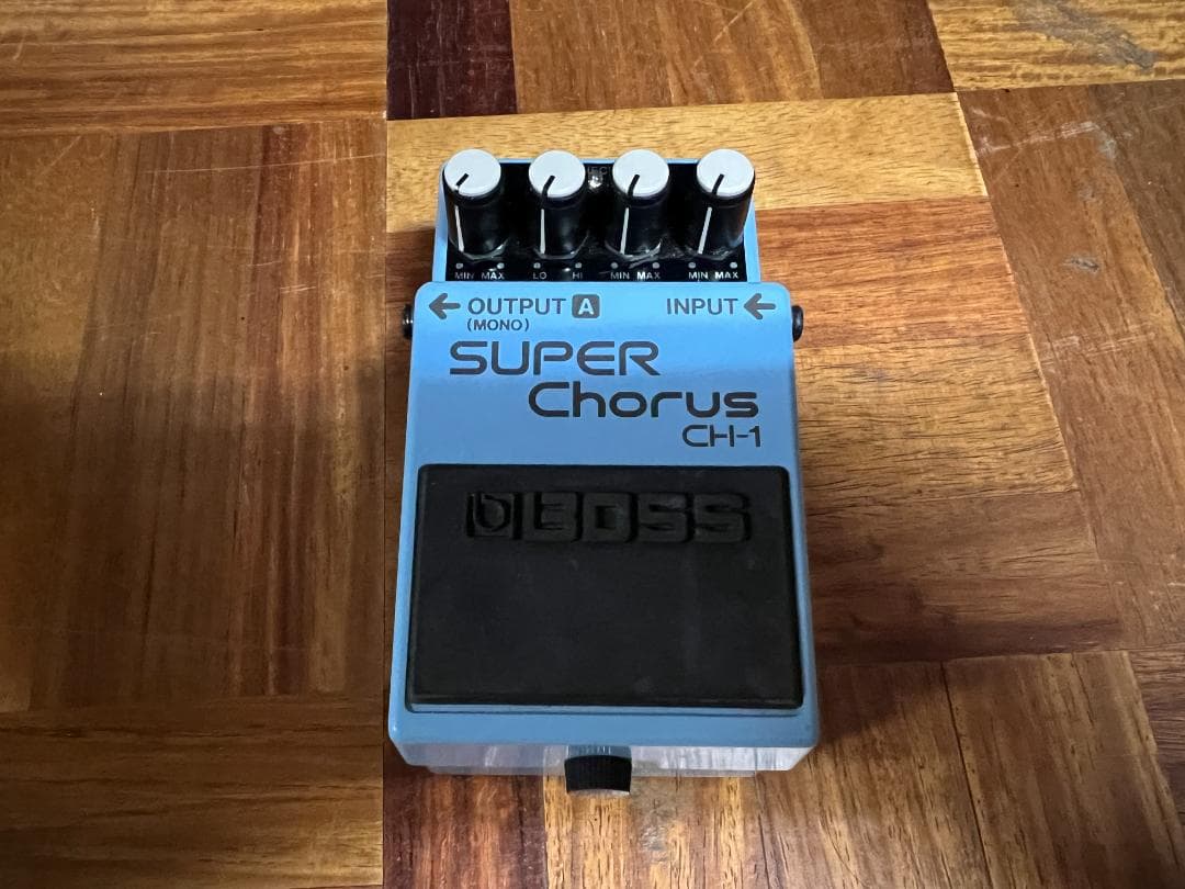 BOSS CH-1 SUPER　CHORUS　スーパーコーラス　ピンクラベル