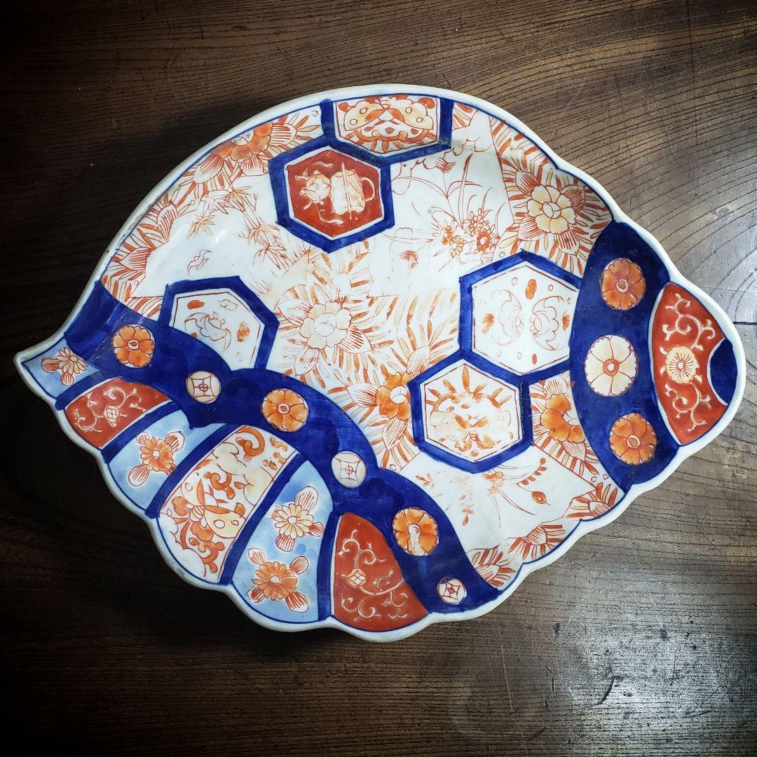 古伊万里　染付　赤絵　変形皿　貝型　蝙蝠　蝶　唐草　明治　訳あり