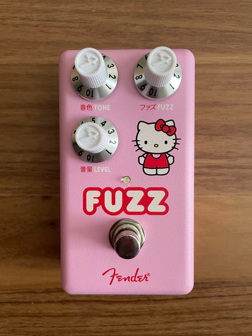 Fender Fuzz ハローキティコラボ