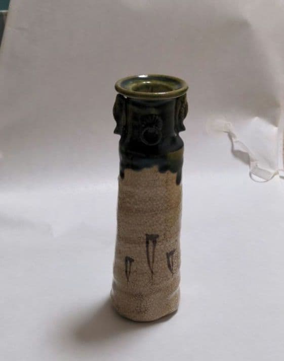 花入れ　花いれ　花器　お茶花　織部　おりべ　グリーン　耳付き　筒　茶道具