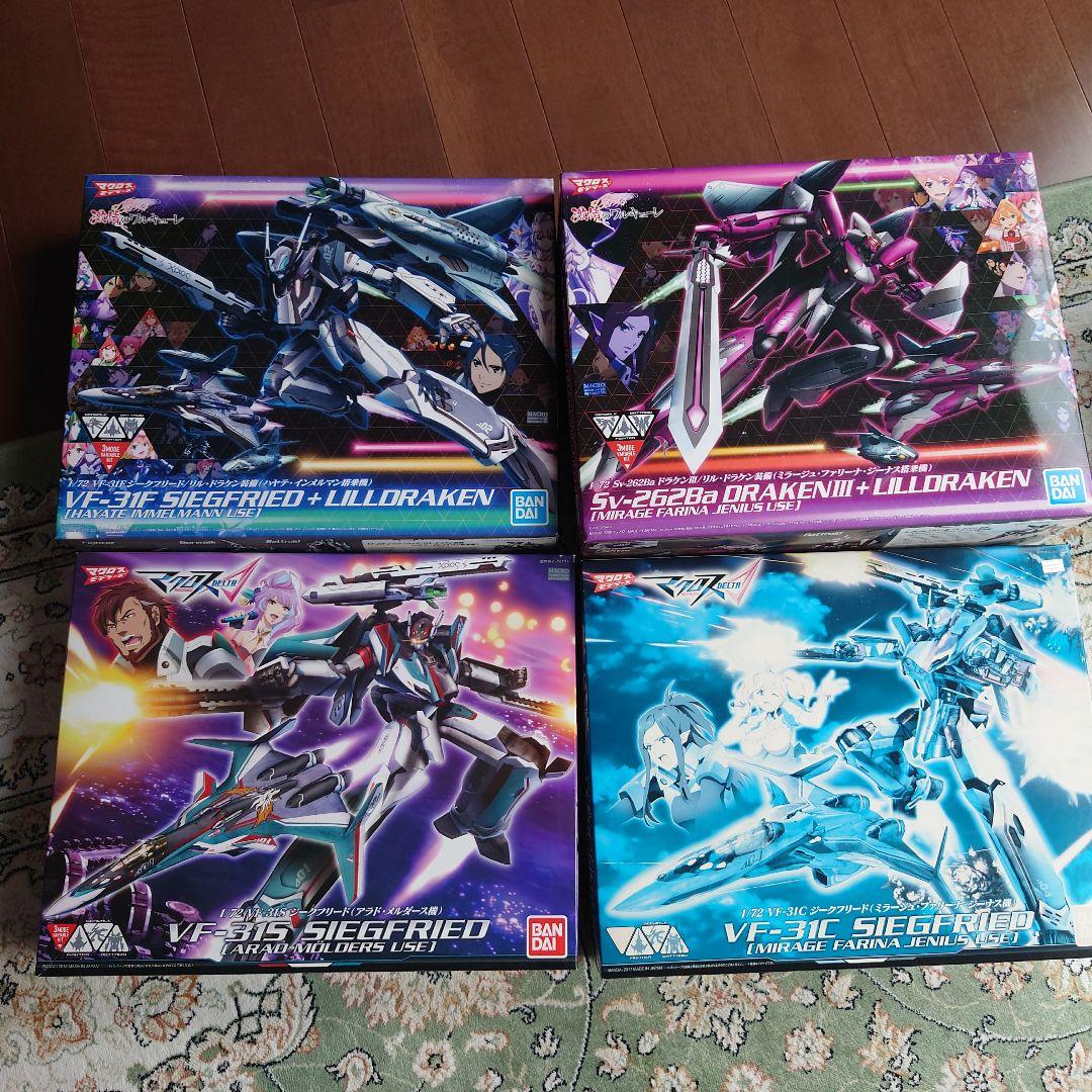 猫*き様 バンダイ マクロスデルタ プラモデル 4機セット