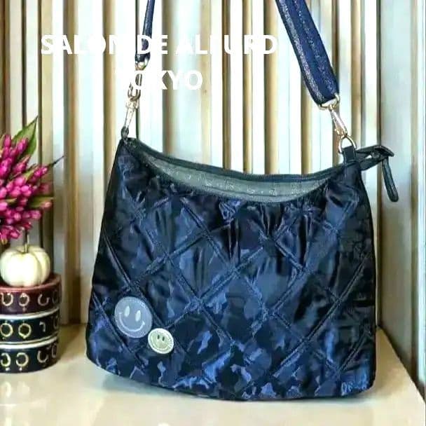 サロンドアルファード ワンショルダーバッグ