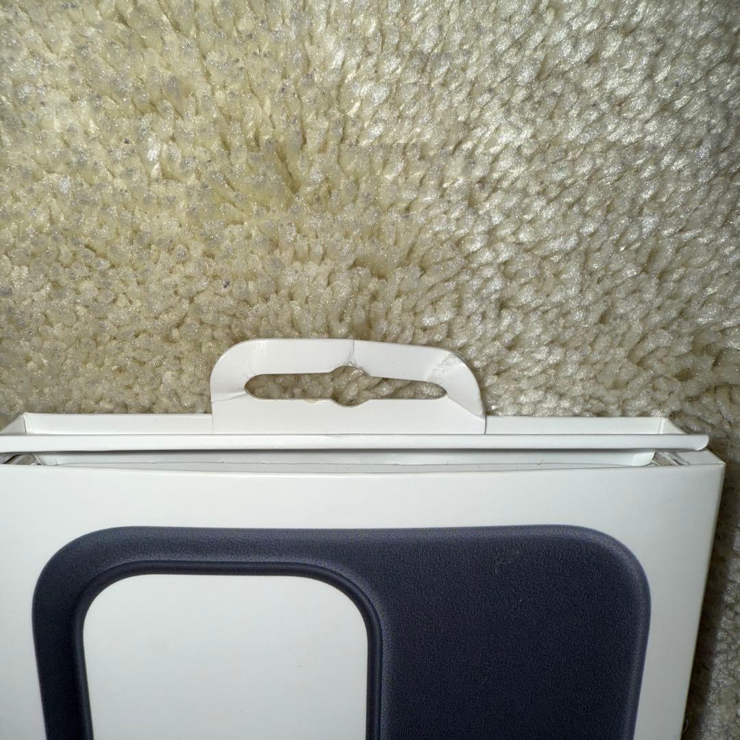 iPhone 14Pro max純正レザーケース