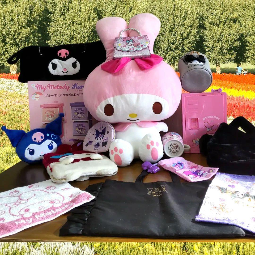 My Melody&KUROMIまとめ売り16点2段BOXバッグポーチミニタンス