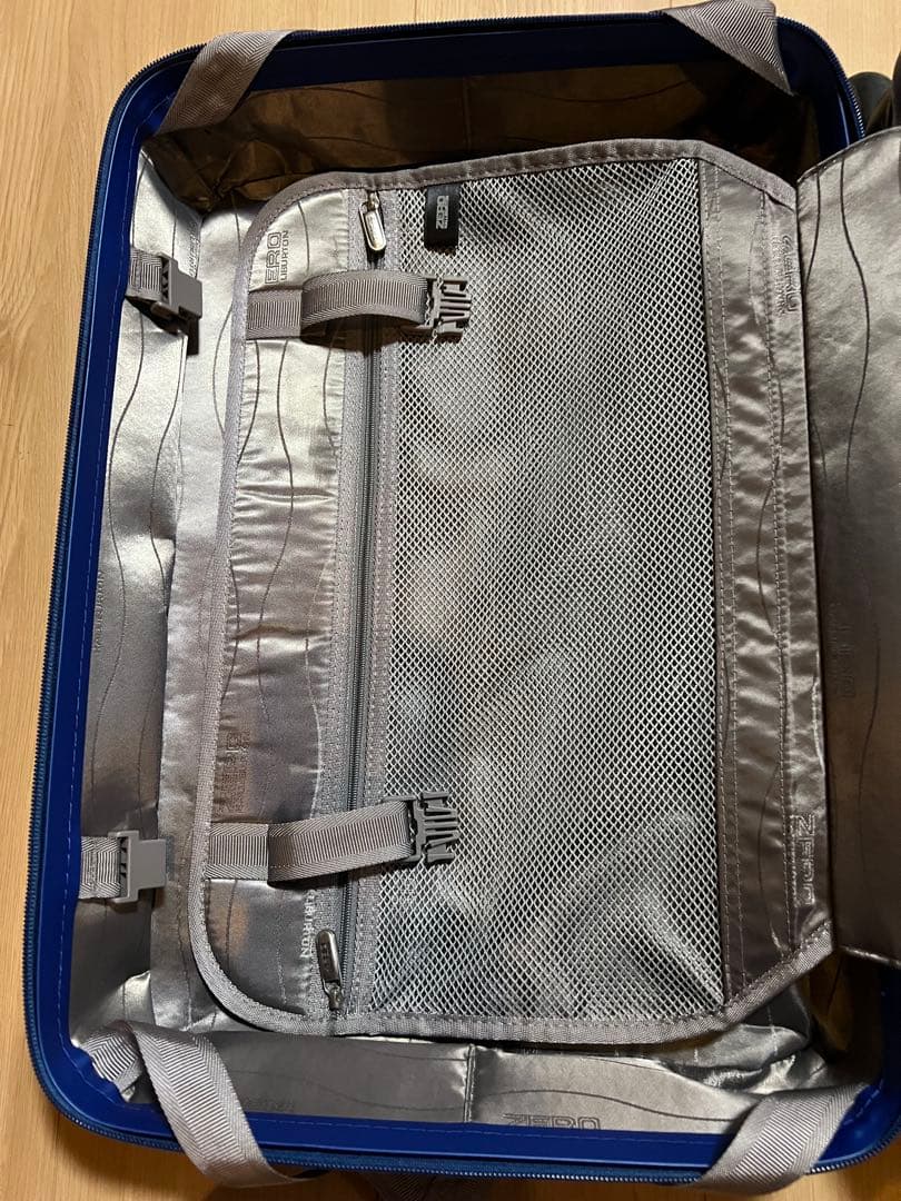 ゼロハリバートンZERO HALLIBURTON2輪スーツケース 伸縮式ハンドル