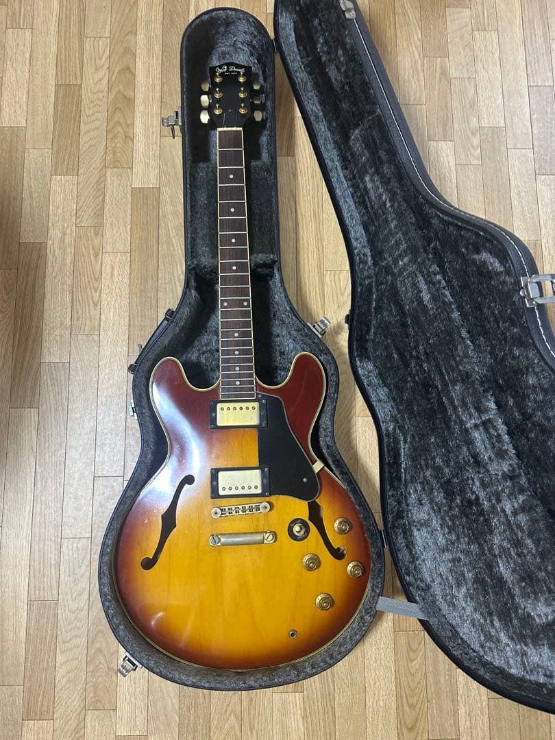 エレキギター サンバースト ハードケース付属　J & G Daniels