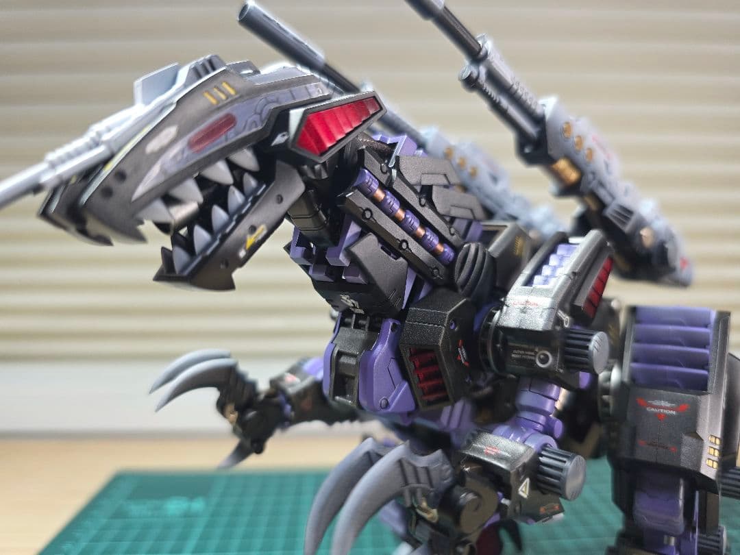 ゾイドHMMジェノザウラー全塗装