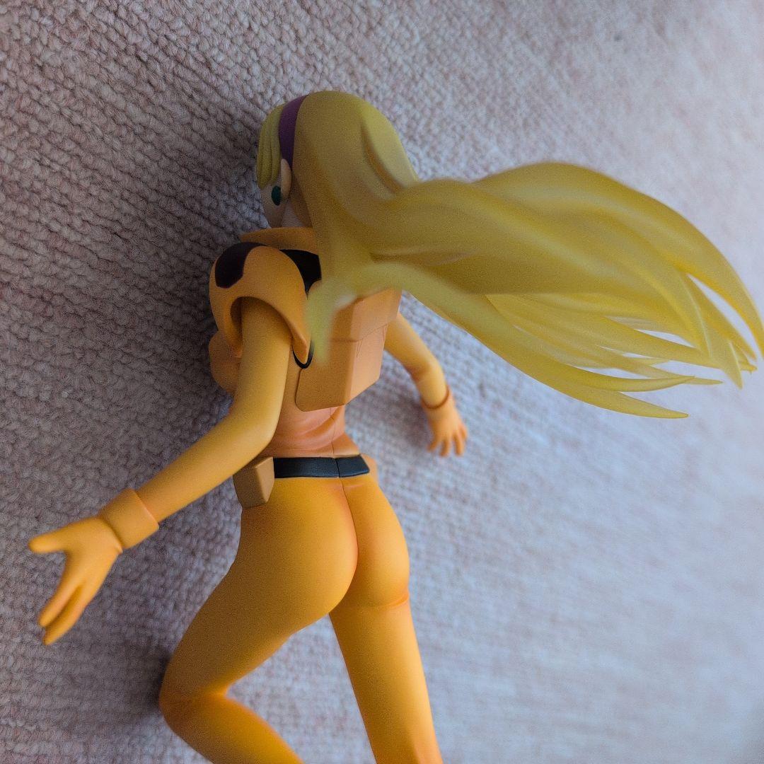 vガンダム　カテジナ・ルース　フィギュア