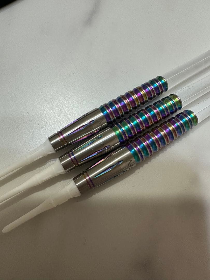 ダイナスティー　A FLOW リエル7 バレル　シャフト　虹色　ダーツセット