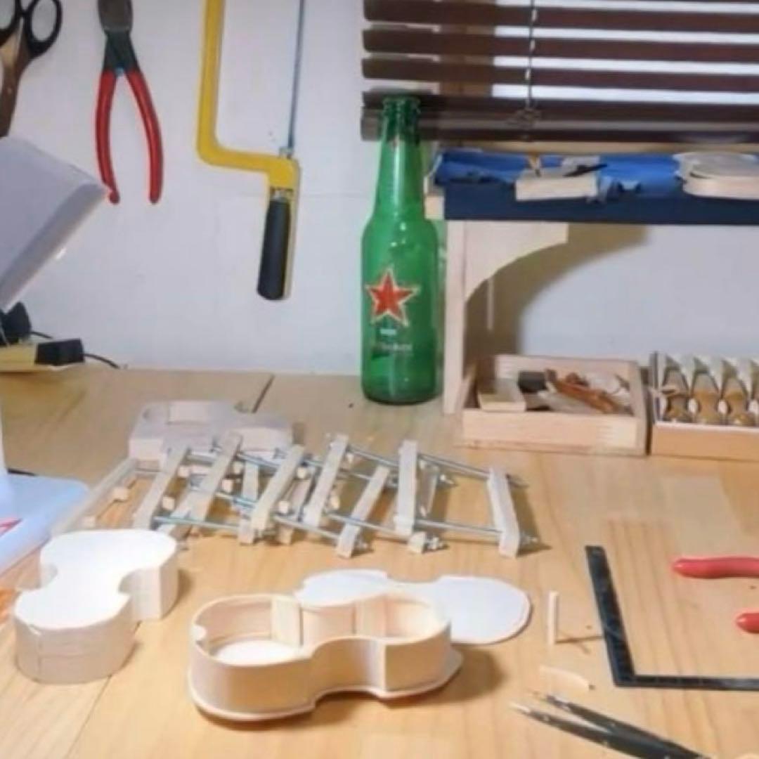 手作り小型コントラバス（約22cm）