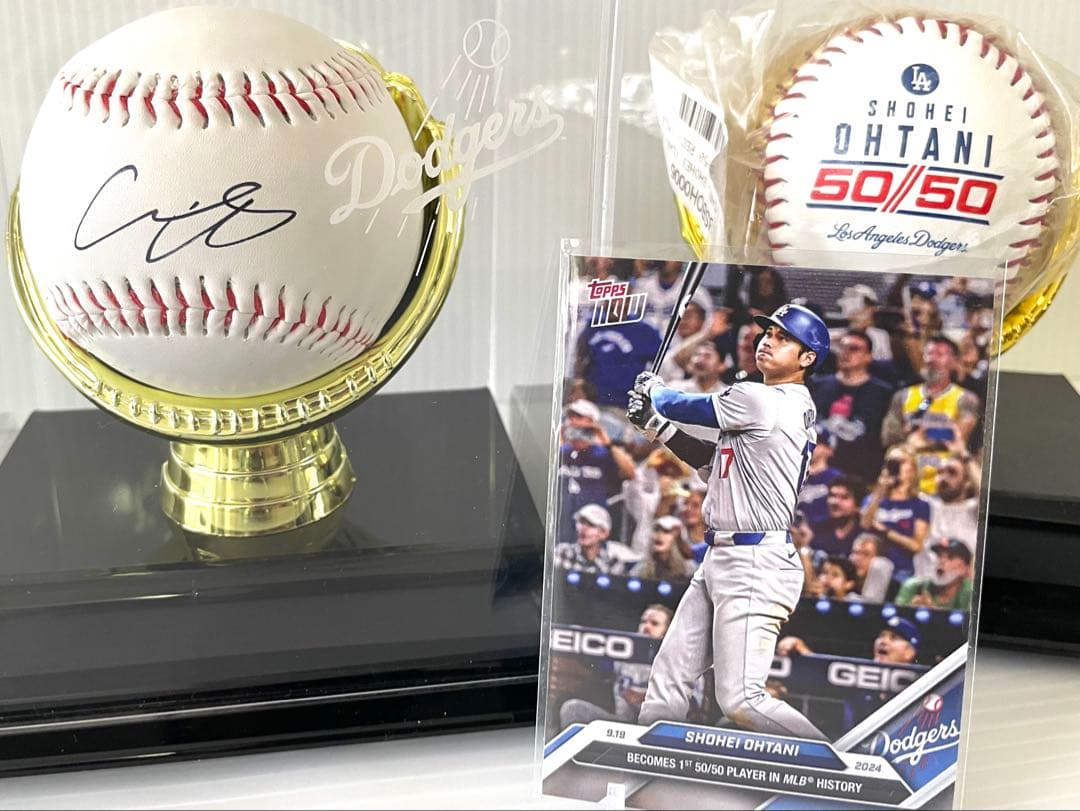 大谷翔平　直筆サインボール ロゴ入りディスプレイケース付