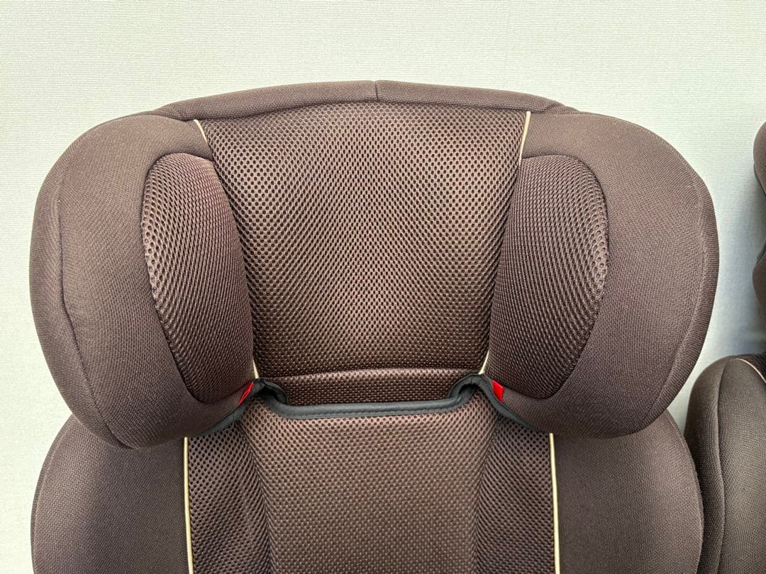 2台セット送料無料！　リーマン　ハイバックジュニアシート　軽い・簡単・使いやすい