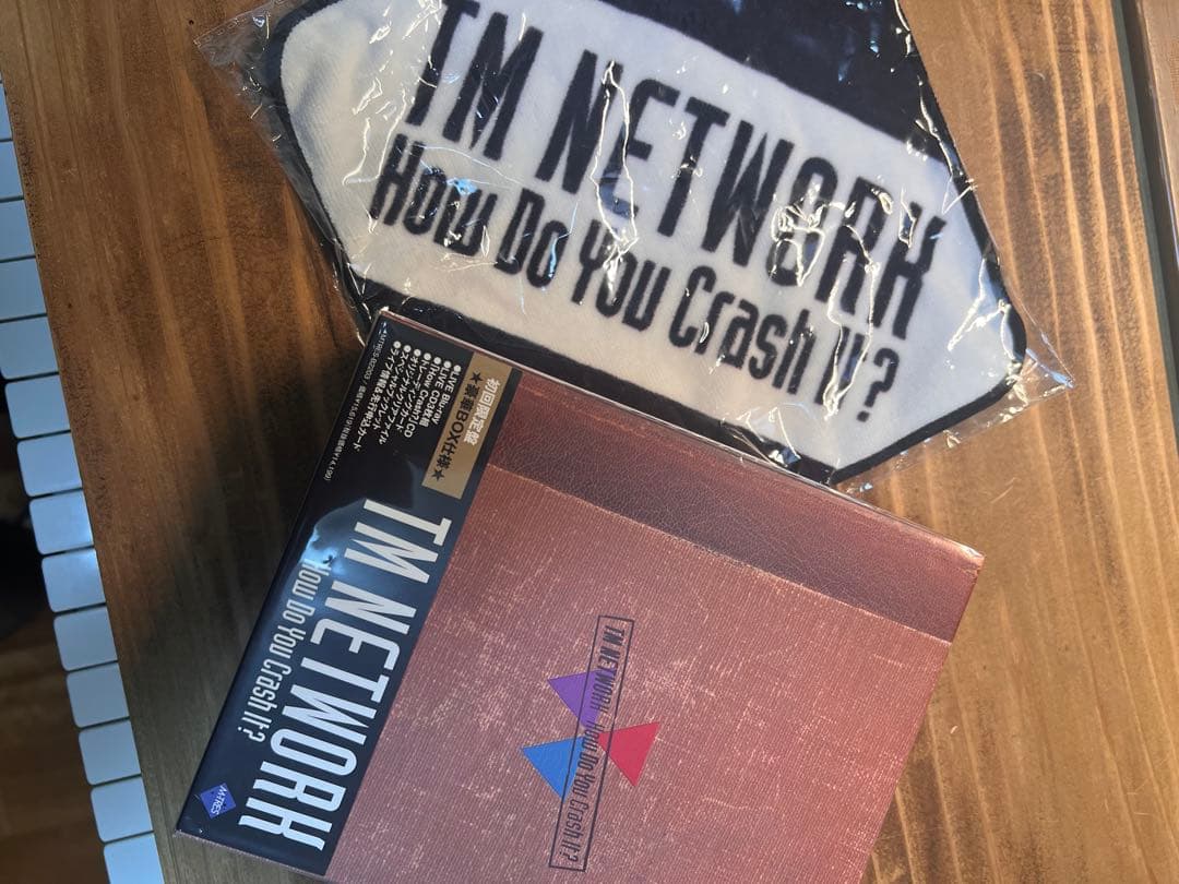 TM NETWORK ブルーレイ6枚セットとグッズ