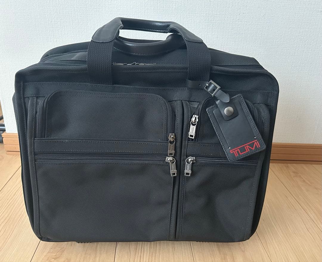 TUMI ブラック ナイロン キャリーケースビジネスバッグ 26003D4