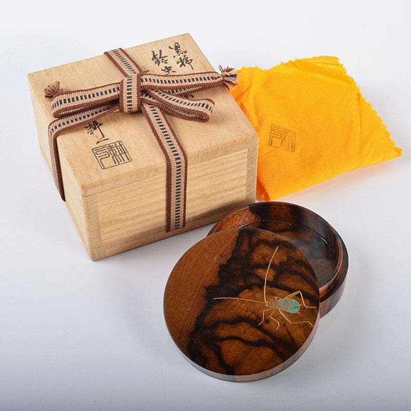 茶道具　福田耕一作　黒柿　鈴虫蒔絵　螺鈿装飾　香合　共箱　M　R4255