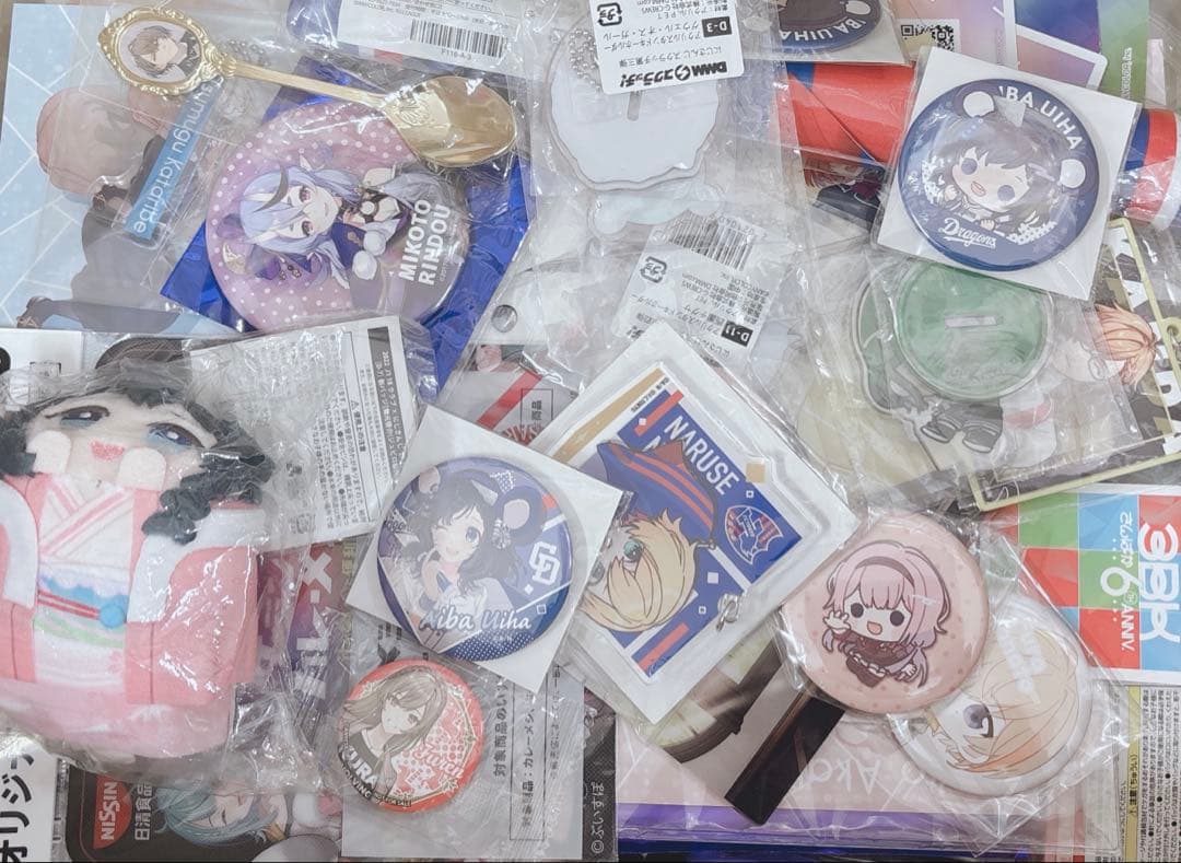 にじさんじ VTuber 缶バッジ ぬいぐるみ アクリルスタンド まとめ売り