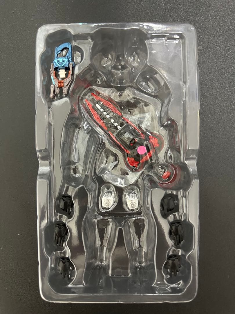 S.H.Figuarts 仮面ライダーヴァレン チョコドンフォーム