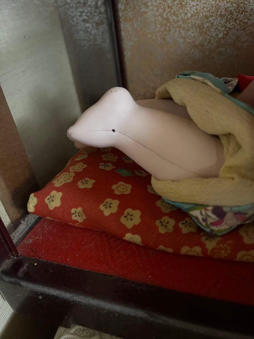 ハイハイ市松人形 透明ケース付き