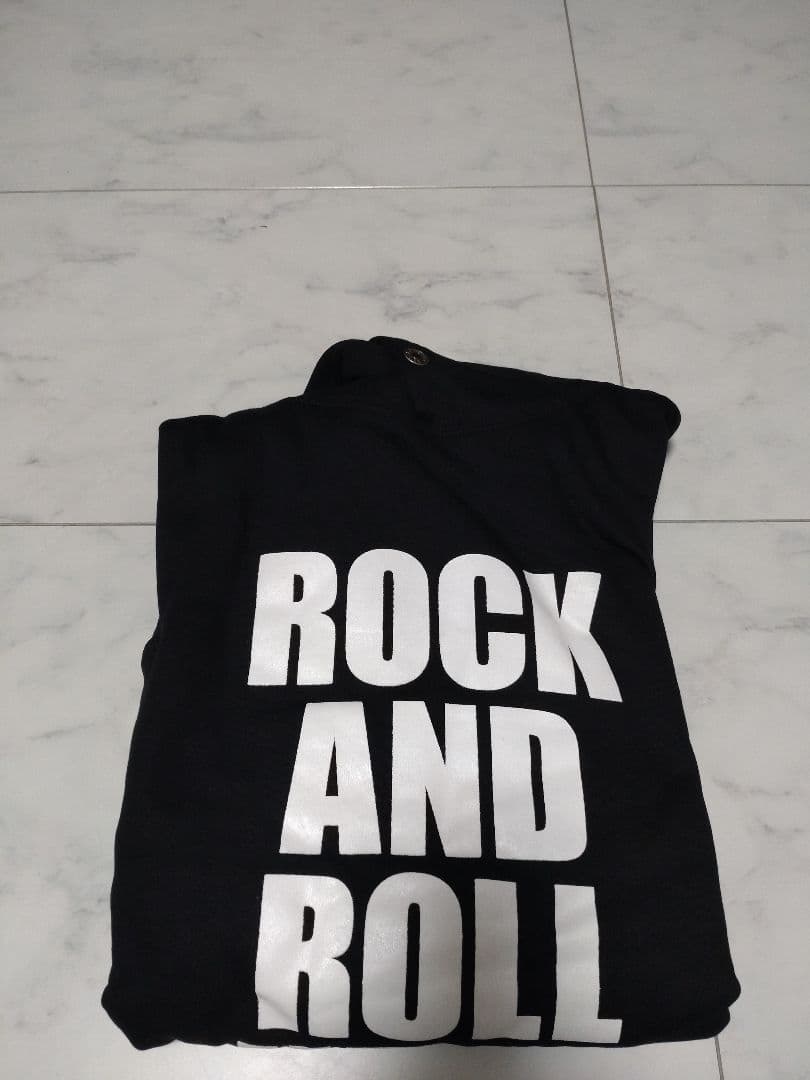 サザンオールスターズ　ROCK AND ROLL HERO フード付きパーカー