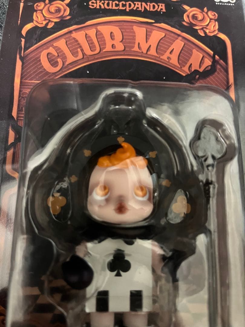 SKULLPANDA CLUB MAN フィギュア