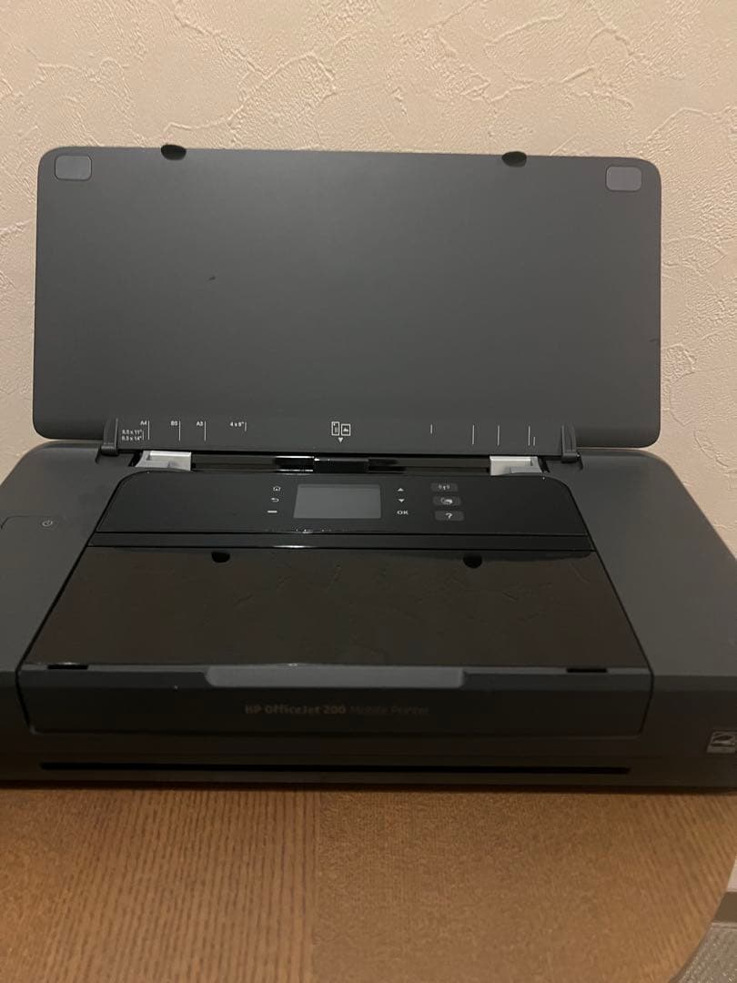 HP OfficeJet 200 モバイルプリンター