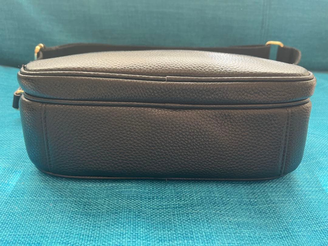 LASIEM ショルダーバッグ　本革