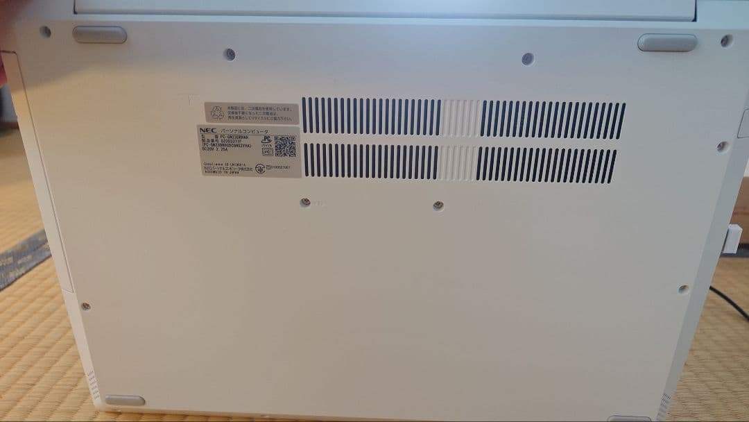 週末値下げ NEC ノートパソコン 15.6インチ LAVIE カメラ付