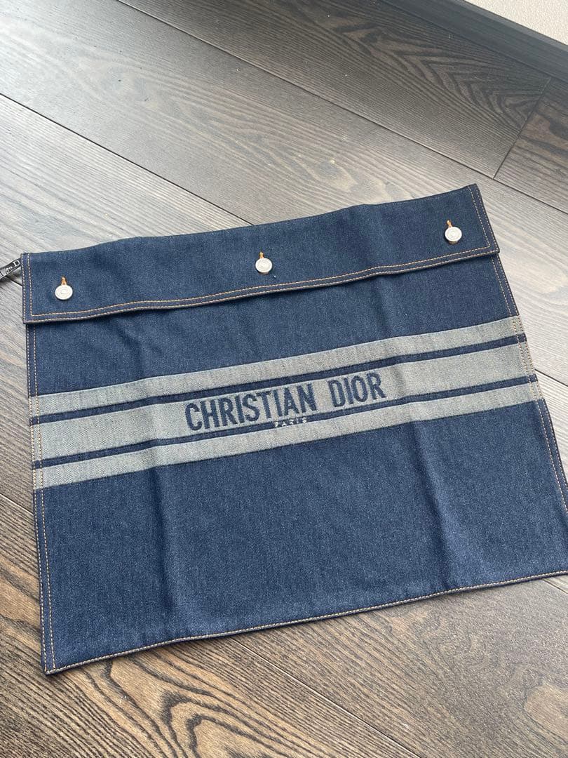 Reen‧⁺ ⊹˚.ྀི　新品未使用 ディオール クッションカバー