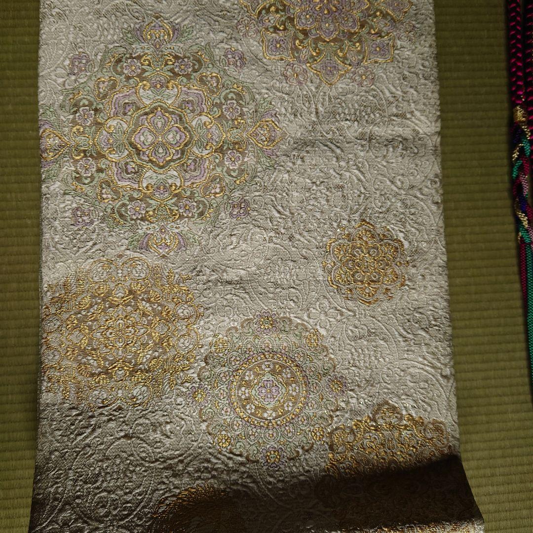 e*o様 値下げしました。振袖 紫色 花柄、衿芯付き長襦袢、高級帯と帯締め、帯揚