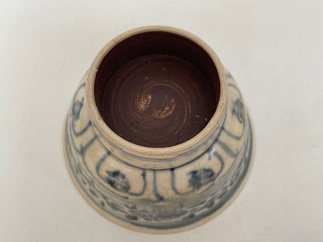 骨董　アンティーク　安南　絞手　茶碗　ベトナム古陶磁　蜻蛉手茶碗