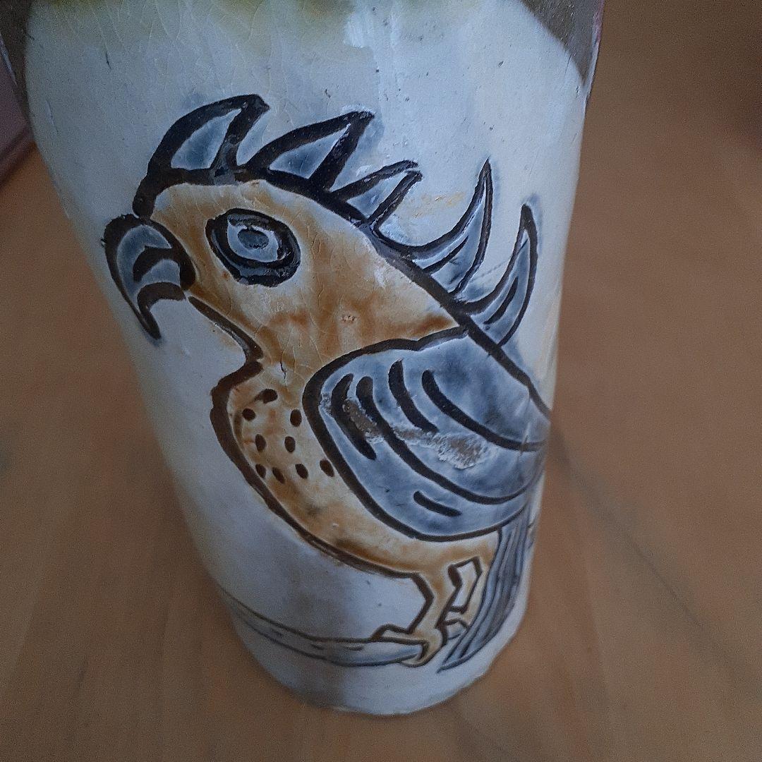 やちむん宮城須美子さん作品花瓶　珍しい絵付け