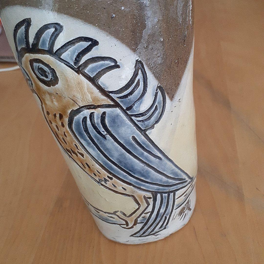 やちむん宮城須美子さん作品花瓶　珍しい絵付け
