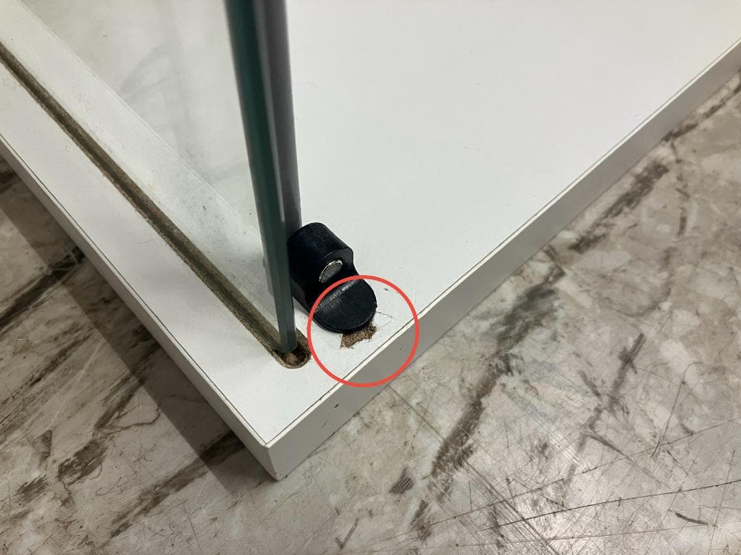 IKEA ガラスショーケース 飾り棚 DETOLF ホワイト②